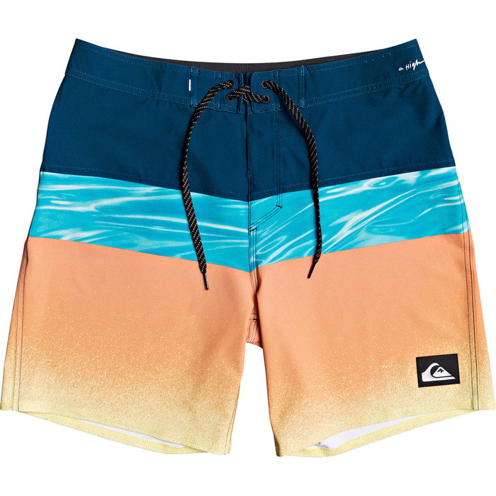 2021 Quiksilver Mens Highline Hold Down 18