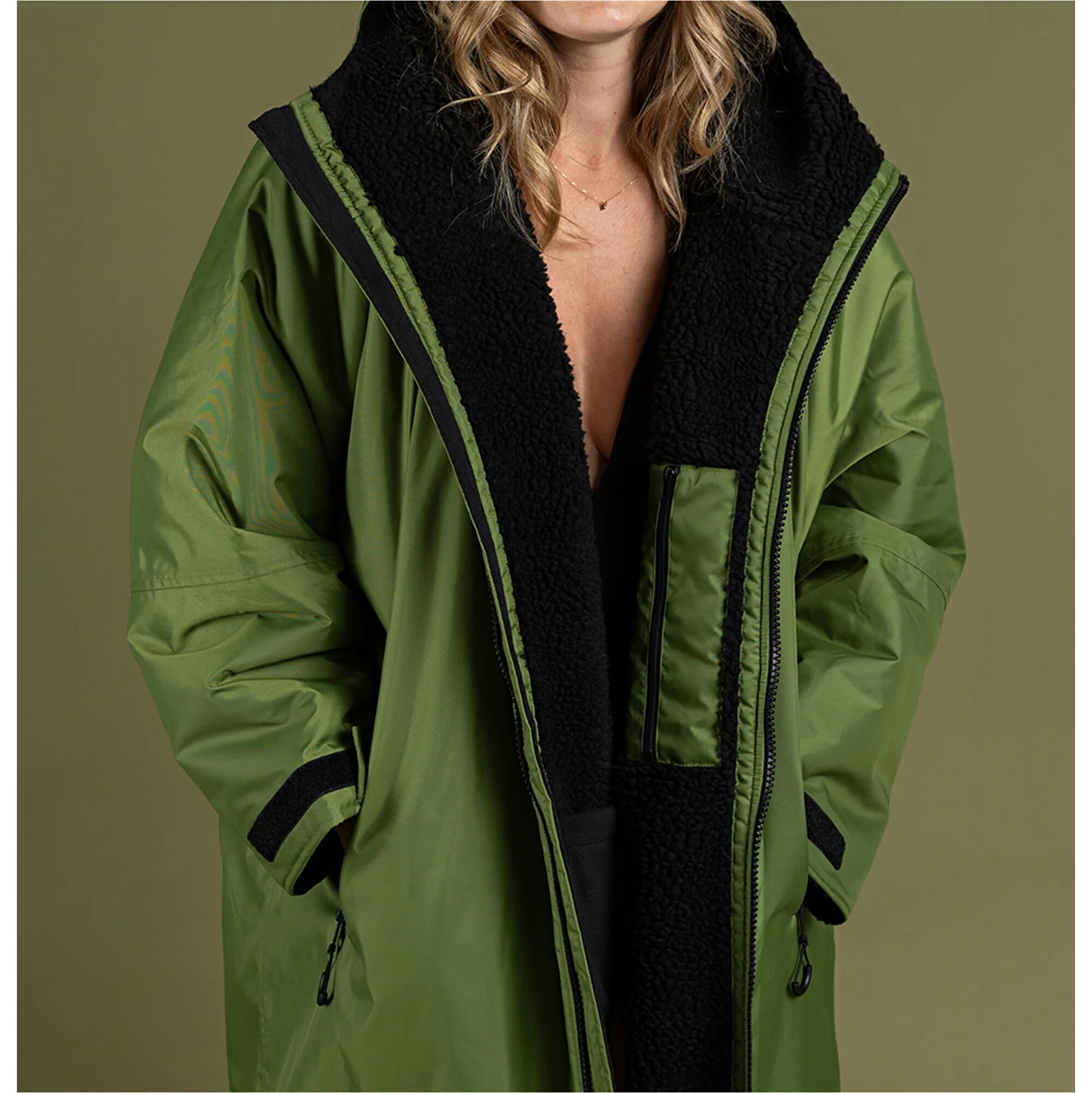 2025 Dryrobe Advance Long Sleeve Changing Robe V3 DALSV3 - Dark Green ...