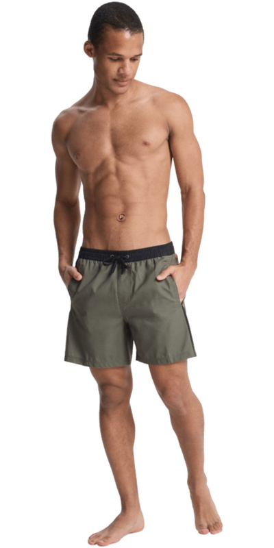 Quiksilver Mens Everyday Holmes Volley 16" Boardshorts