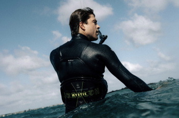 Deep dive into the Billabong Graphene Wetsuits | Wetsuit Outlet Blog