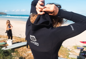 How to put on a Chest Zip Wetsuit