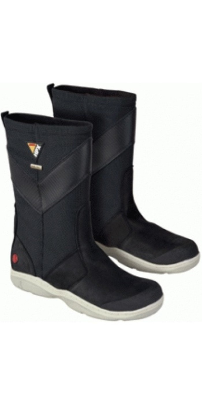 musto waterproof boots