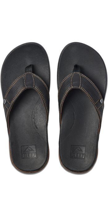 cushioned flip flops mens
